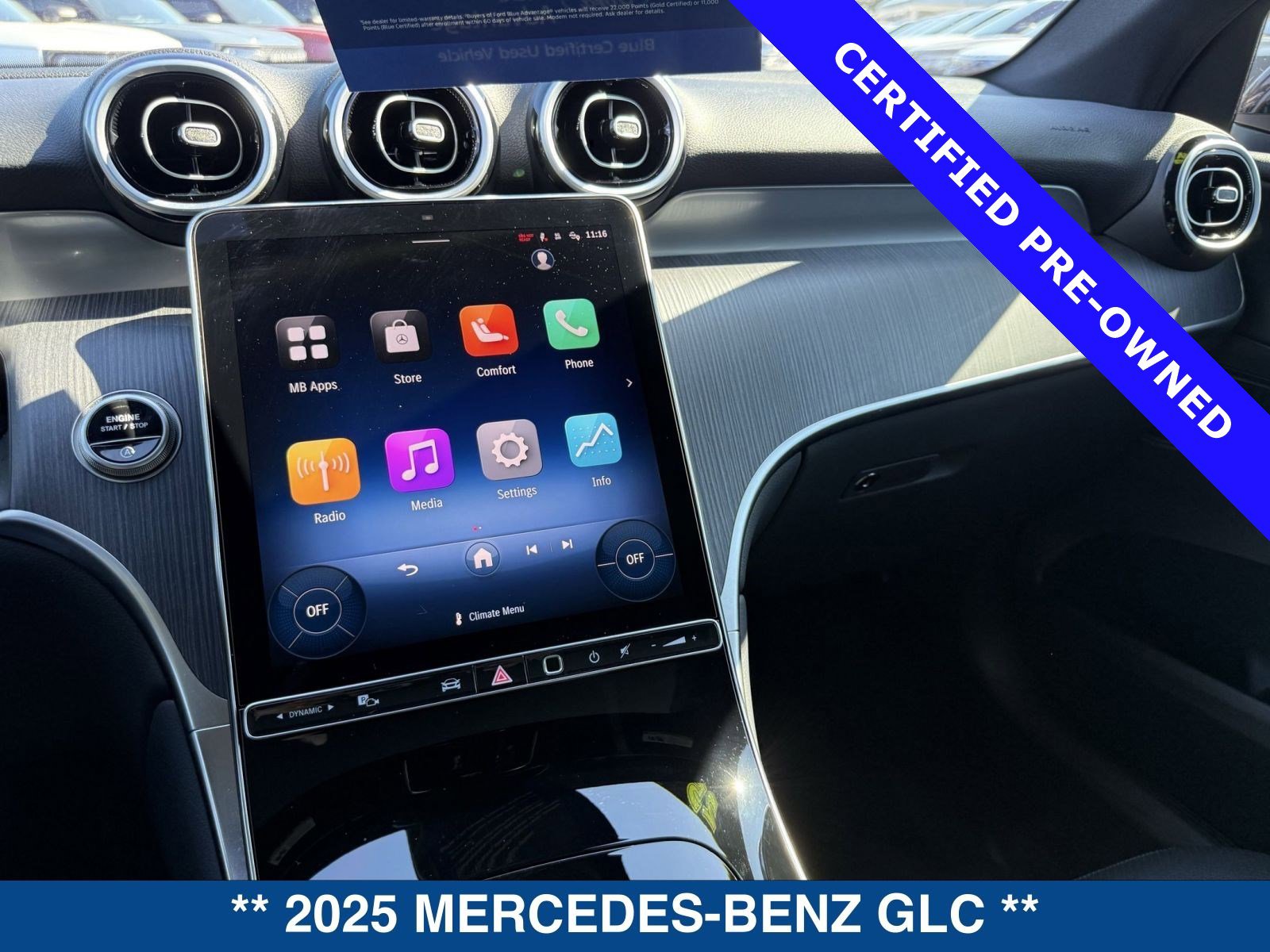 Used 2025 Mercedes-Benz GLC 300 image 27