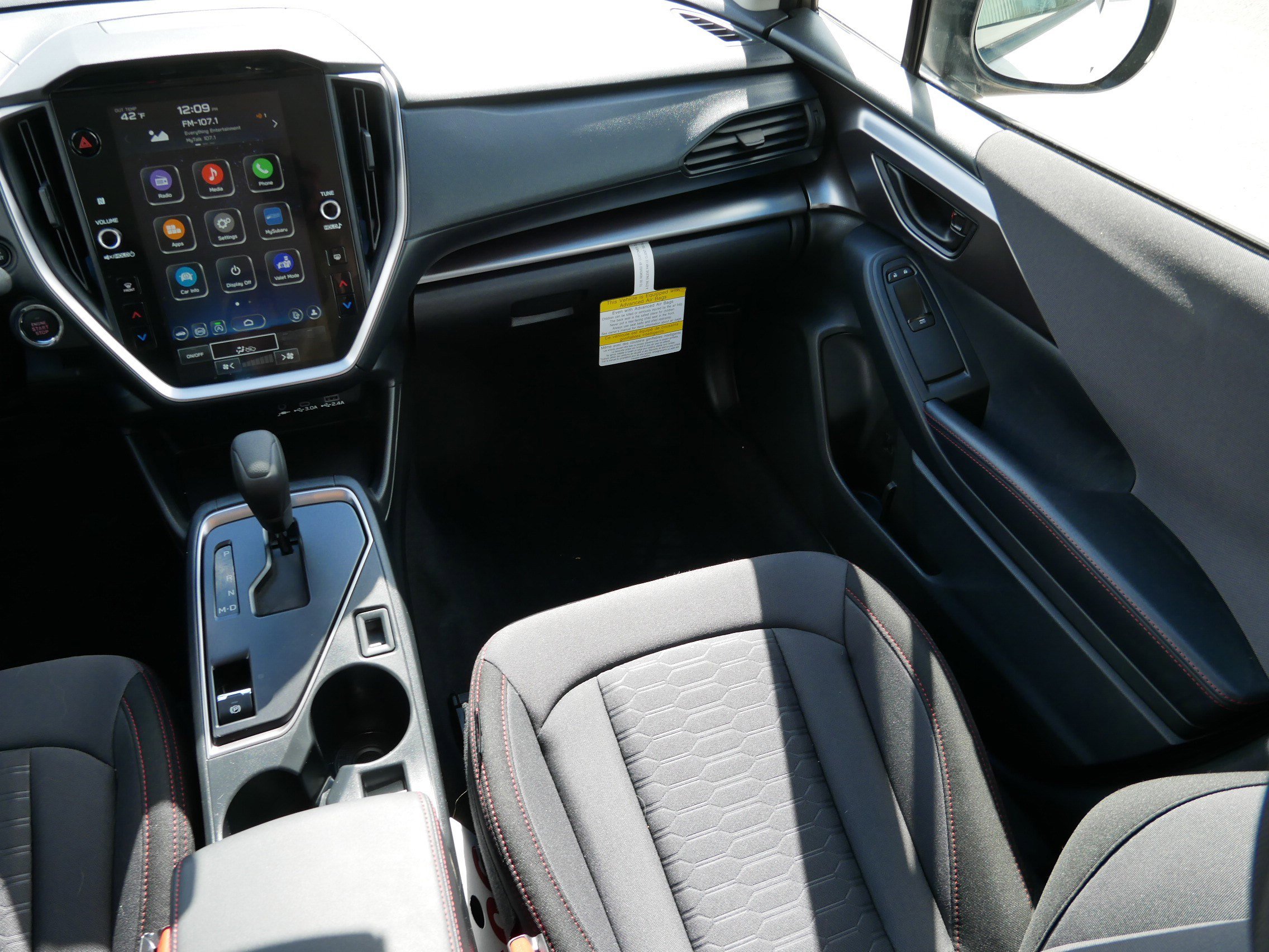 Used 2025 Subaru Impreza 2.0i Sport image 11