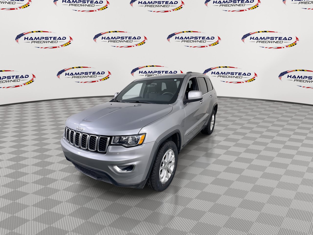 Used 2021 Jeep Grand Cherokee Laredo w/ Security & Convenience Group AWD/4WD image 4