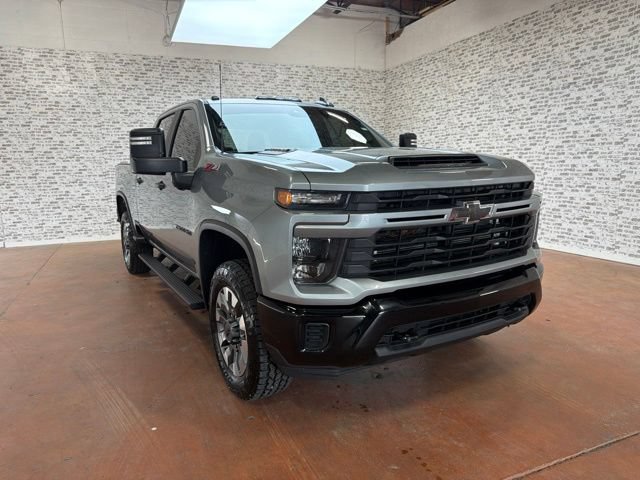 Used 2024 Chevrolet Silverado 2500 Custom w/ Custom Value Package AWD/4WD video 1