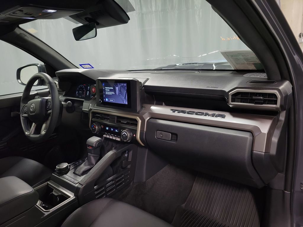 Used 2024 Toyota Tacoma TRD Sport image 26