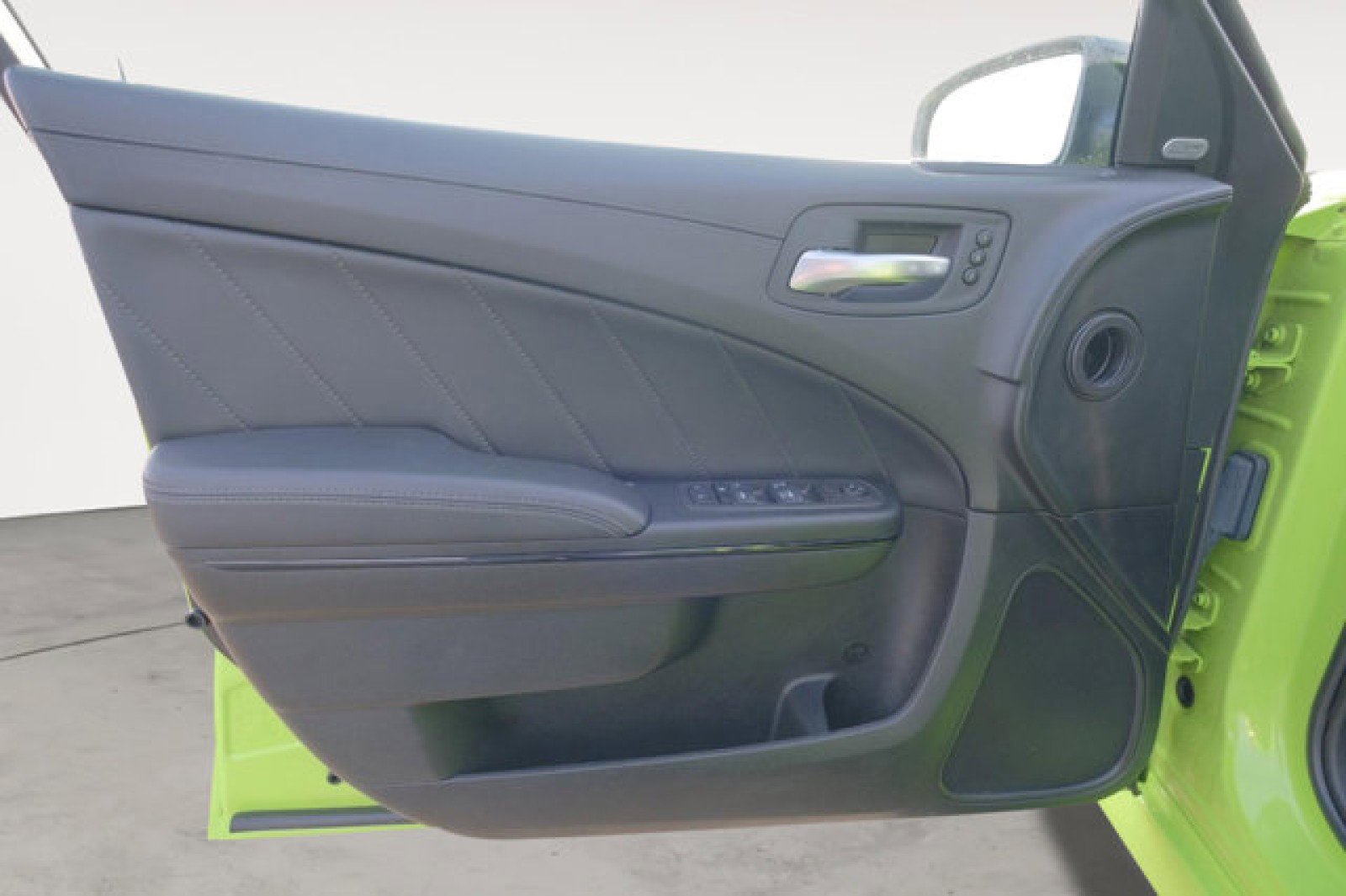 Used 2023 Dodge Charger R/T w/ Daytona Edition Group image 11