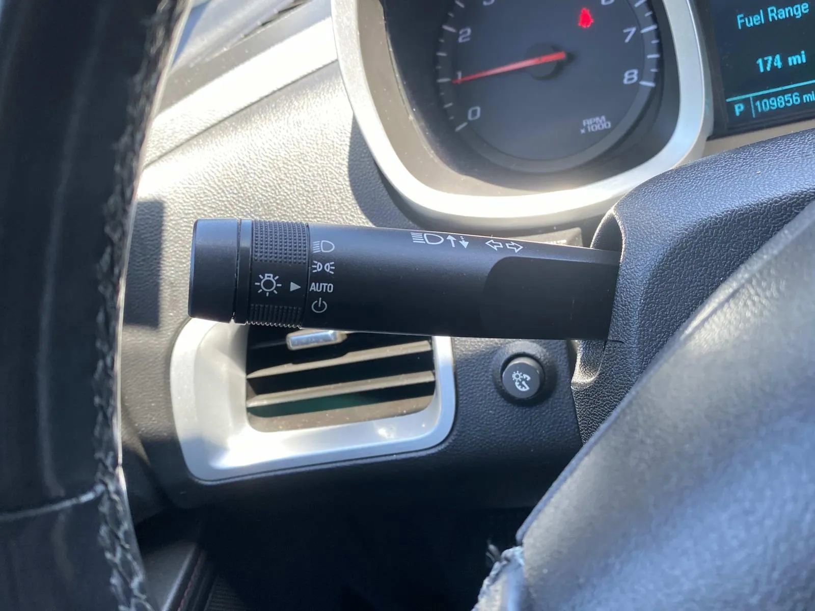 Used 2013 Chevrolet Equinox LT w/ Driver Convenience Package FWD image 21