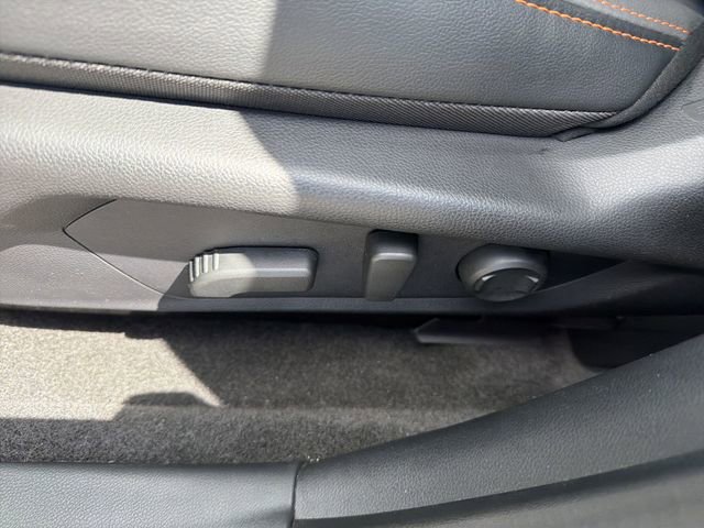 Used 2025 Subaru Crosstrek 2.5i Limited AWD/4WD image 16