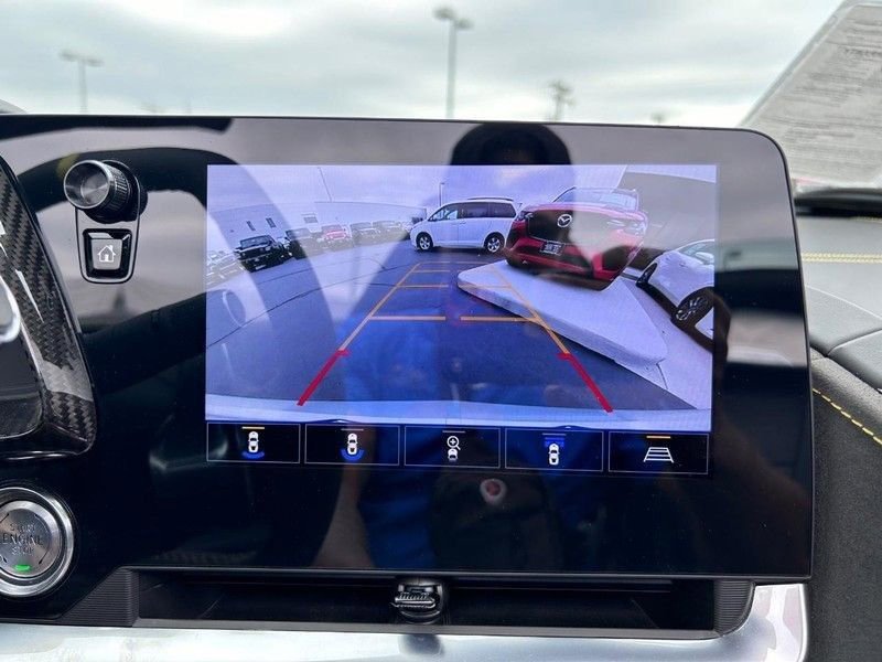 Used 2021 Chevrolet Corvette Stingray Premium Conv w/ Z51 Performance Package image 26