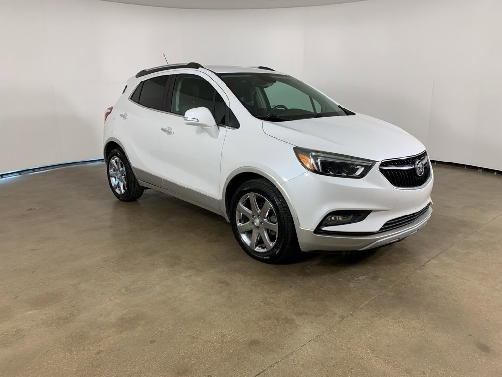 Used 2017 Buick Encore Essence w/ Experience Buick Package FWD image 5
