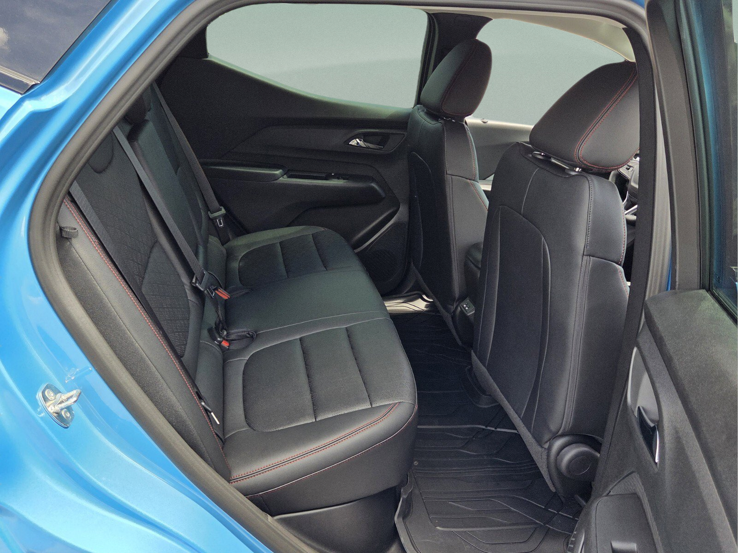 New 2027 Chevrolet Bolt RS w/ Technology Package FWD image 14