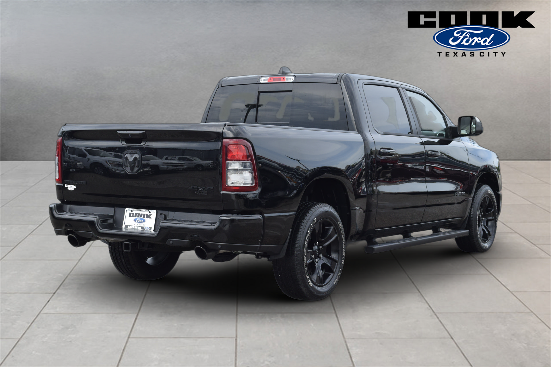 Used 2024 RAM 1500 Big Horn AWD/4WD image 3
