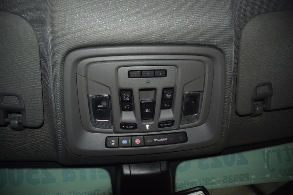 Used 2023 GMC Sierra 2500 Denali AWD/4WD image 55