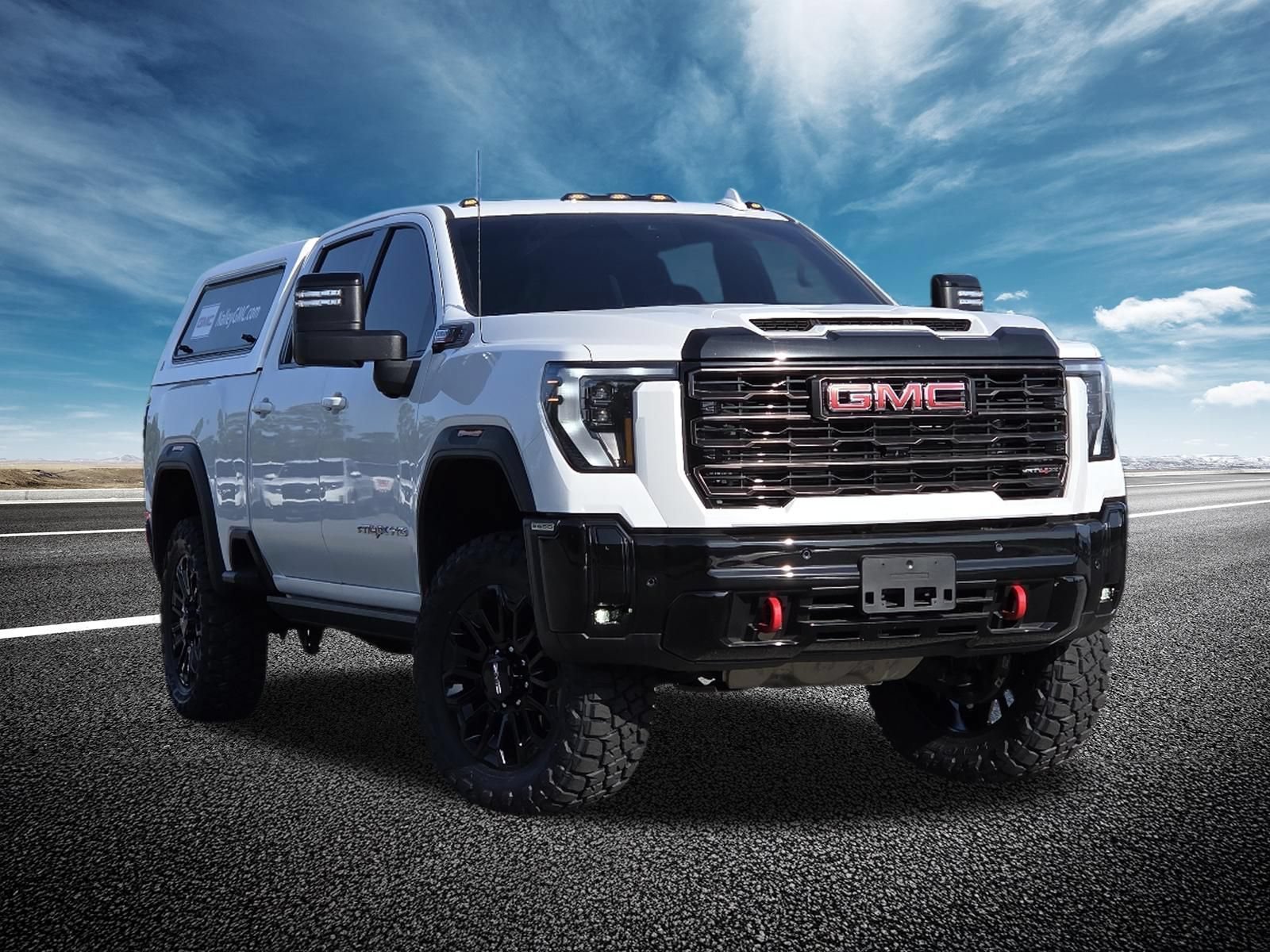 Used 2025 GMC Sierra 2500 AT4X AWD/4WD image 2
