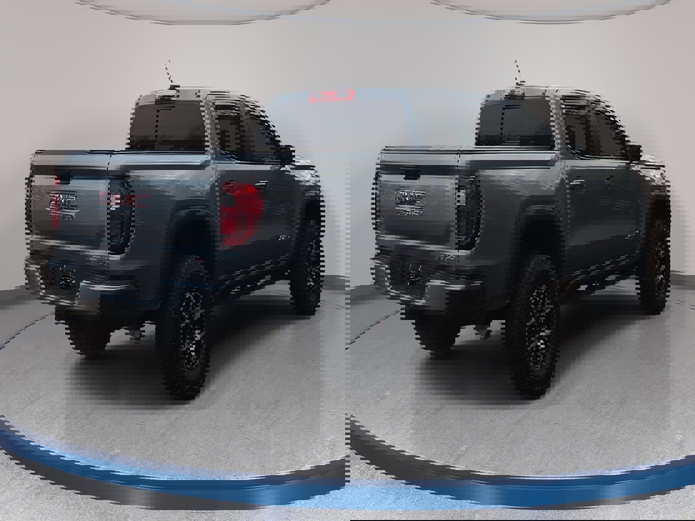 Used 2024 GMC Canyon AT4X image 5