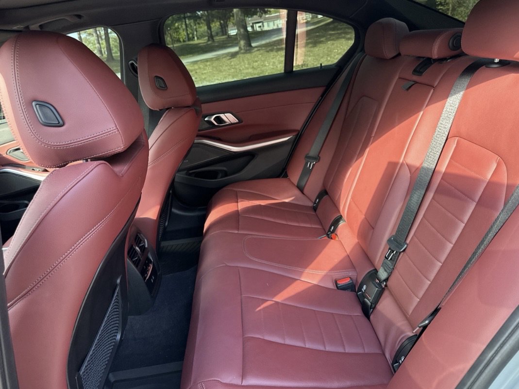 Used 2023 BMW M340i xDrive image 6