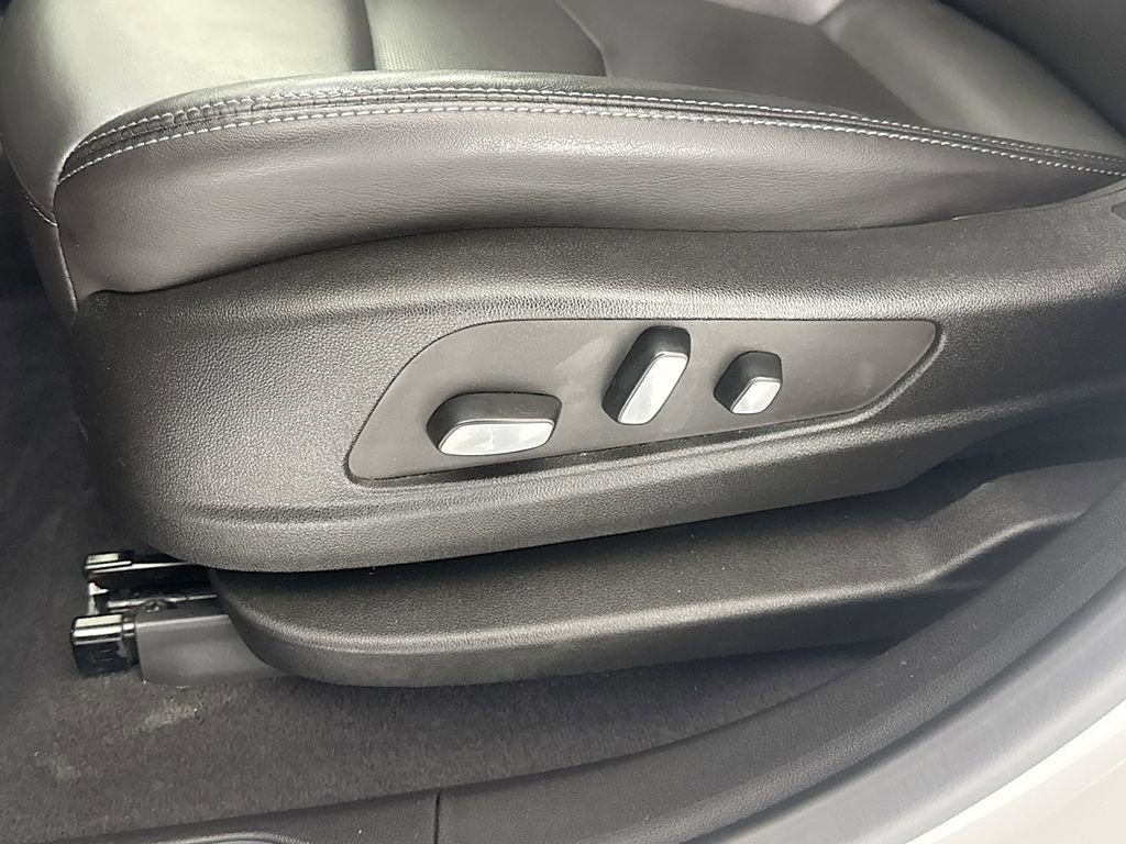 Used 2022 Cadillac XT5 Sportv image 21