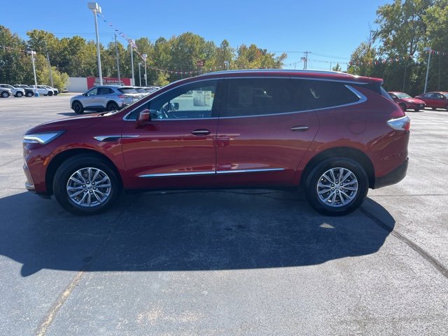 Used 2024 Buick Enclave Premium image 4