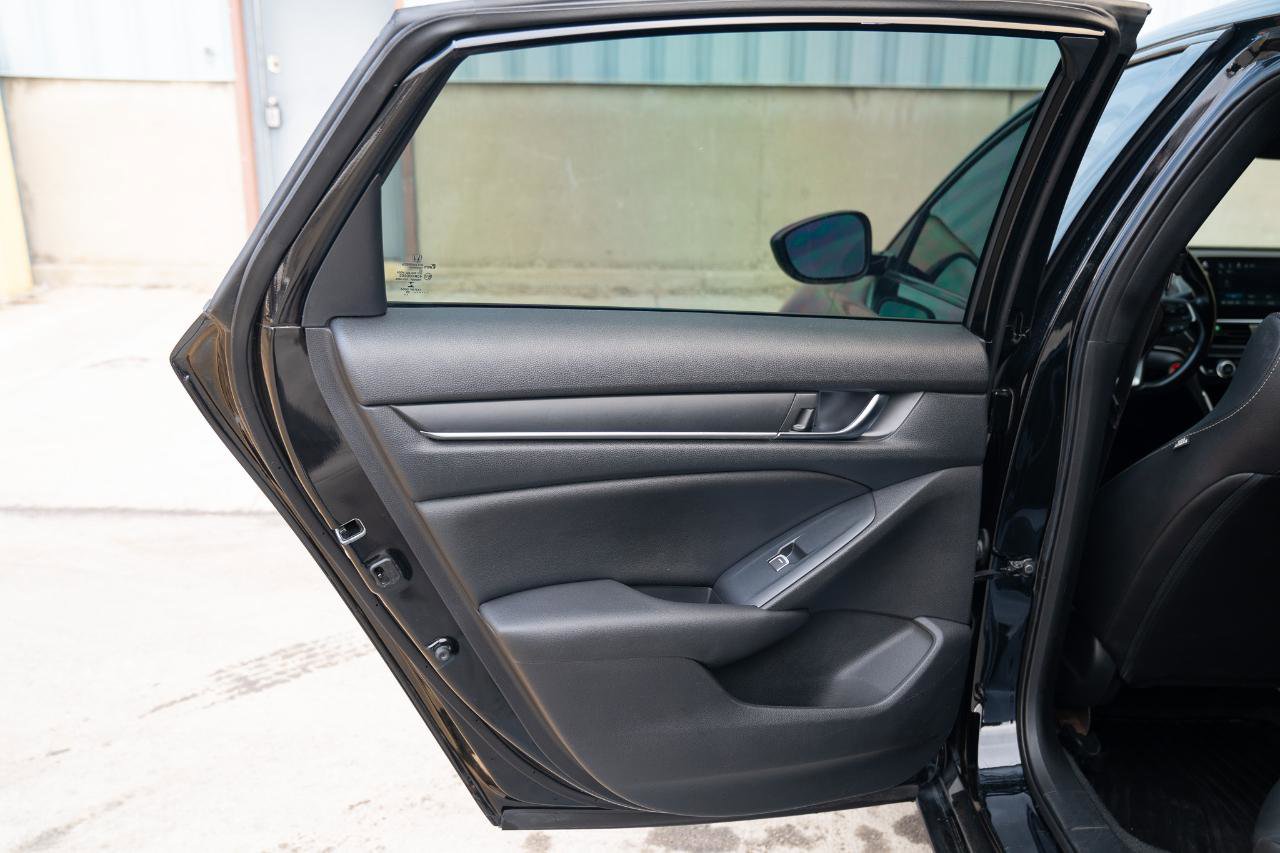 Used 2020 Honda Accord Sport image 25