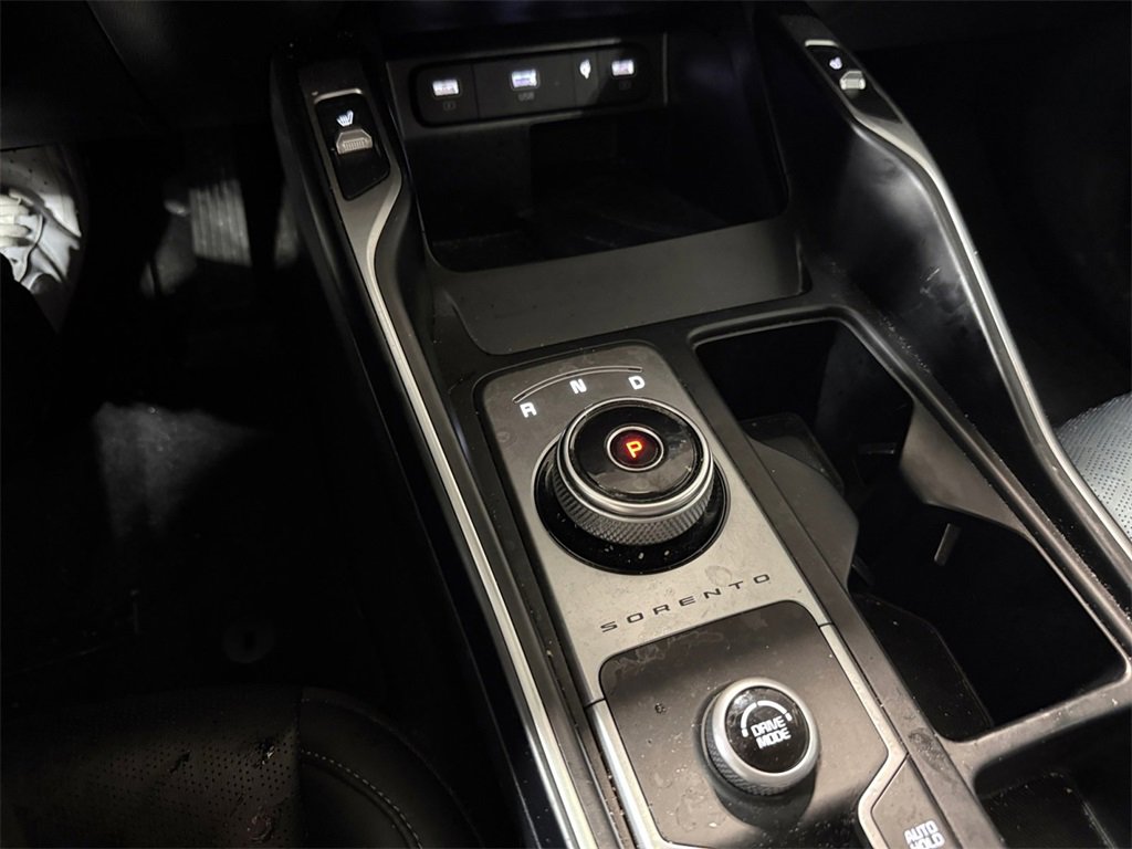 Certified 2022 Kia Sorento EX image 21