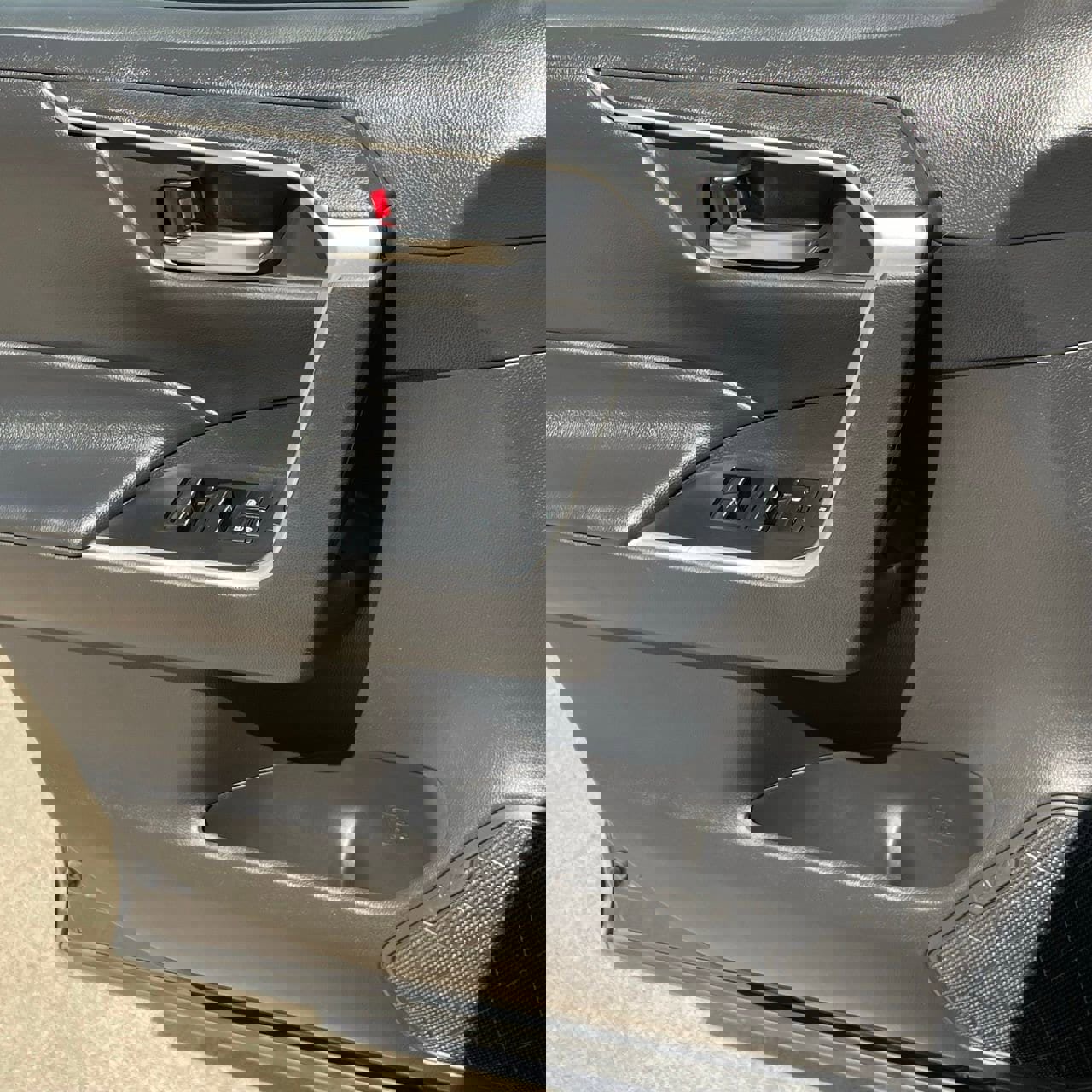 Used 2024 Toyota RAV4 XLE image 21