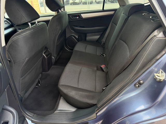 Used 2017 Subaru Outback 2.5i Premium image 7