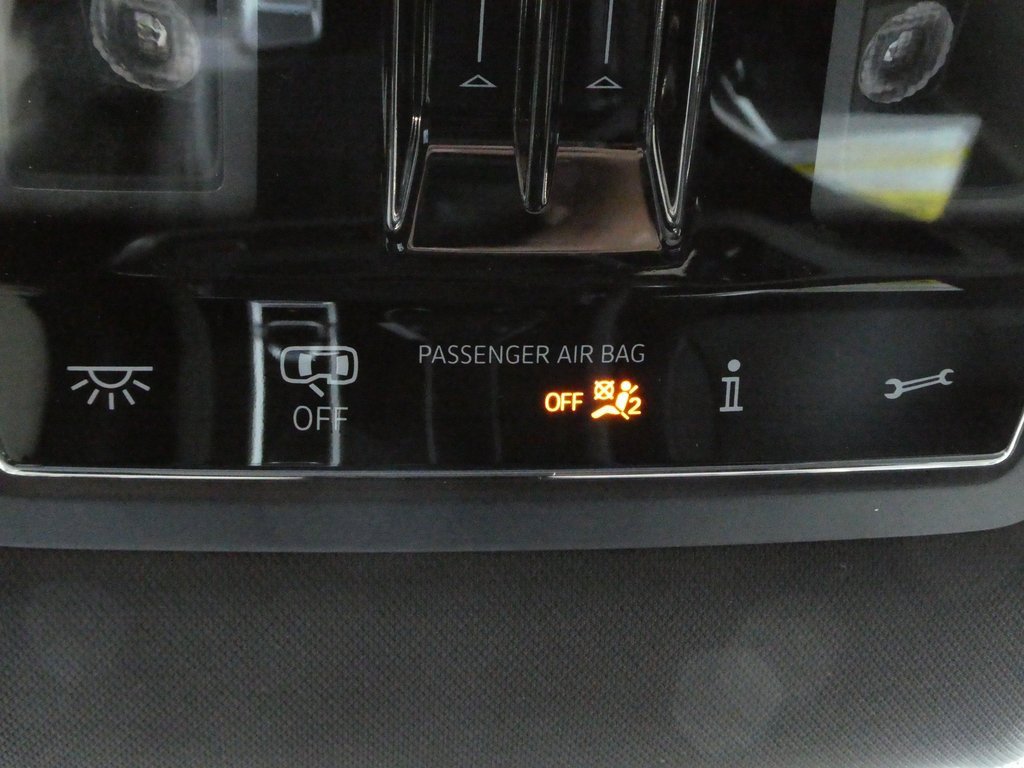 New 2025 Volkswagen Atlas Cross Sport SE image 19