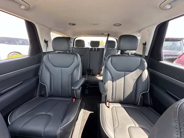 Used 2025 Hyundai Palisade SEL AWD/4WD image 29