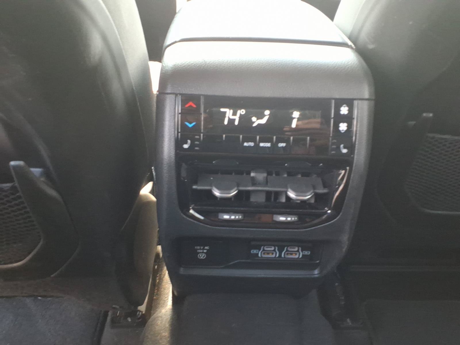Certified 2021 Jeep Grand Cherokee L Limited AWD/4WD image 16