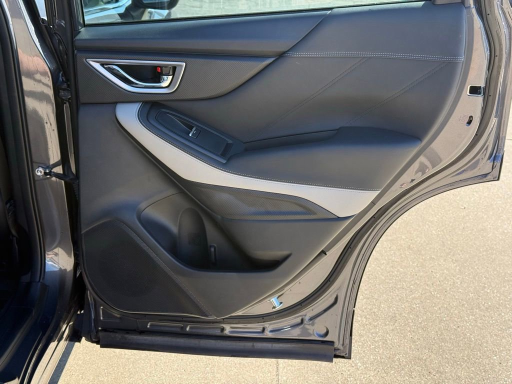 Used 2022 Subaru Forester Limited image 19