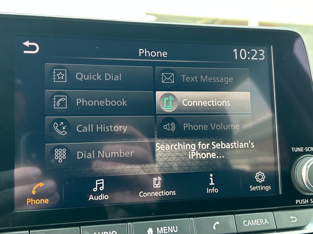 Used 2024 Nissan Rogue SV image 23