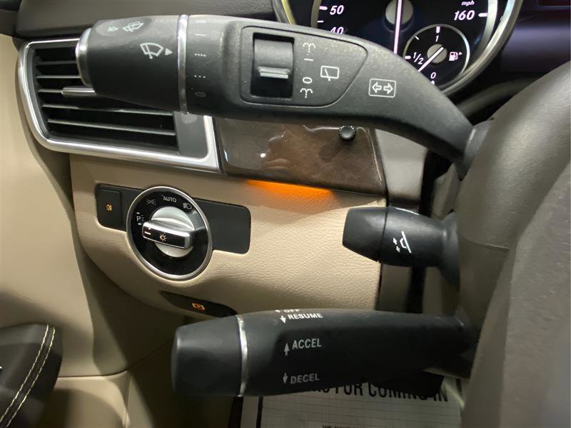 Used 2015 Mercedes-Benz ML 250 BlueTEC 4MATIC image 12