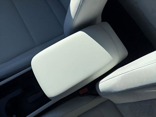 New 2026 Hyundai Kona SE image 24