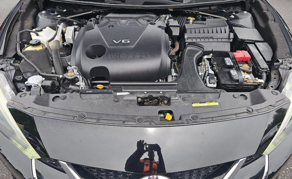 Used 2018 Nissan Maxima Platinum FWD image 9