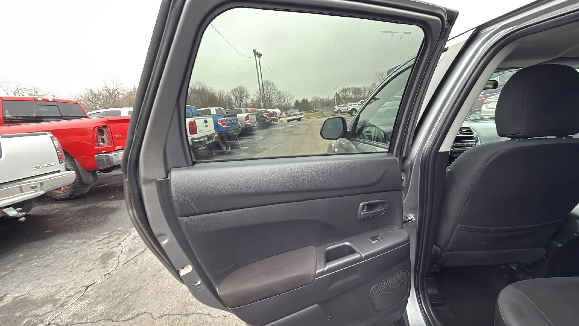 Used 2013 Mitsubishi Outlander Sport ES image 11