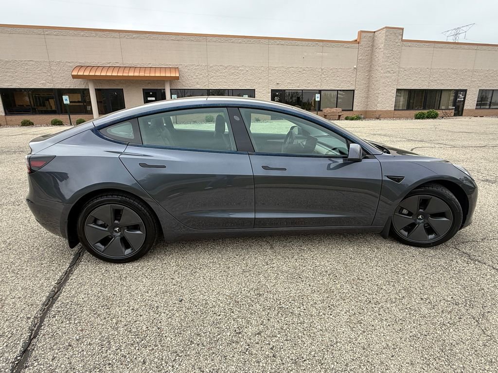 Used 2022 Tesla Model 3 Long Range AWD/4WD image 6