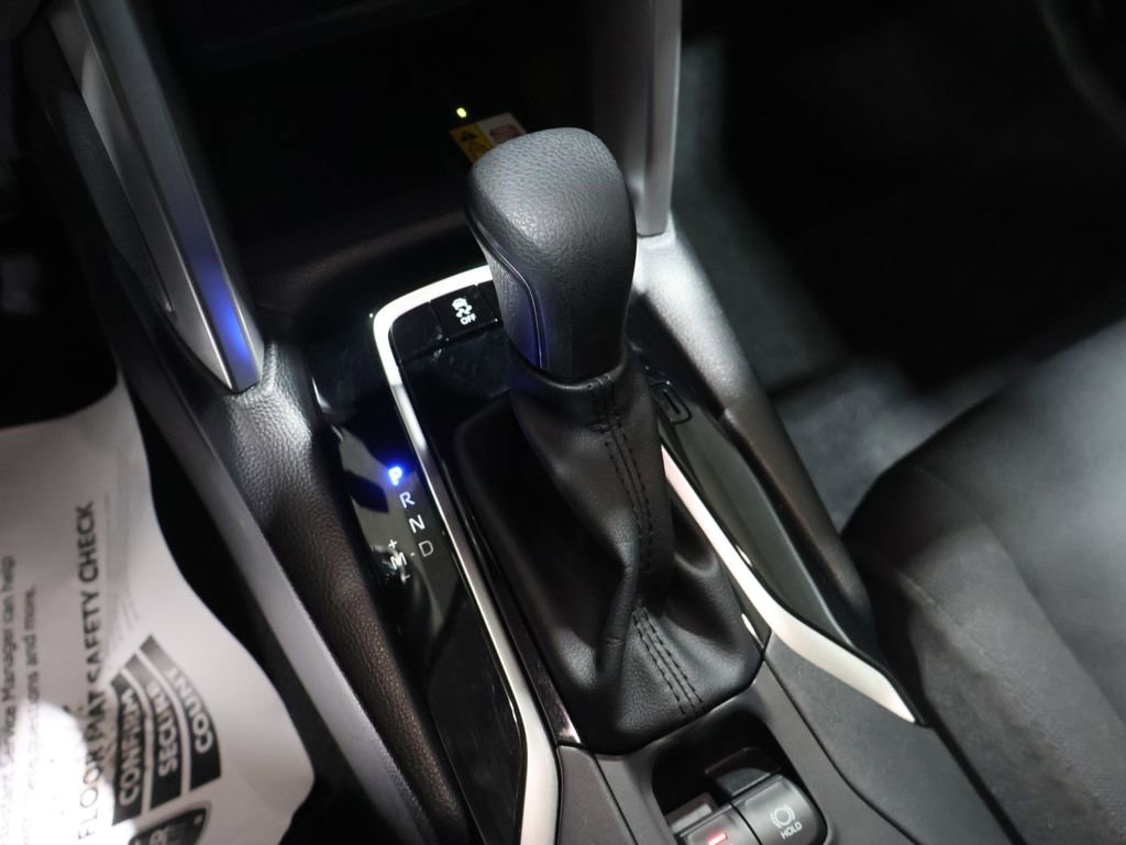 Used 2023 Toyota Corolla Cross LE w/ Moonroof Package image 31