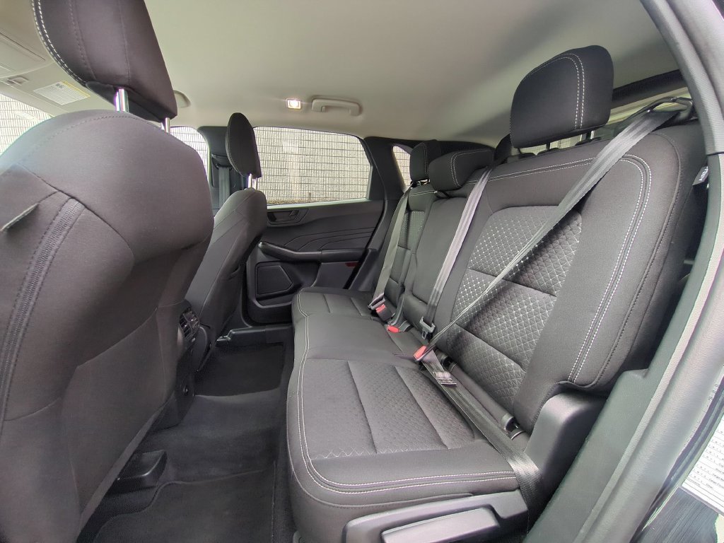 Used 2025 Ford Escape Active AWD/4WD image 27