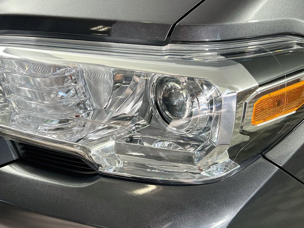 Used 2023 Toyota Tacoma SR5 RWD image 9