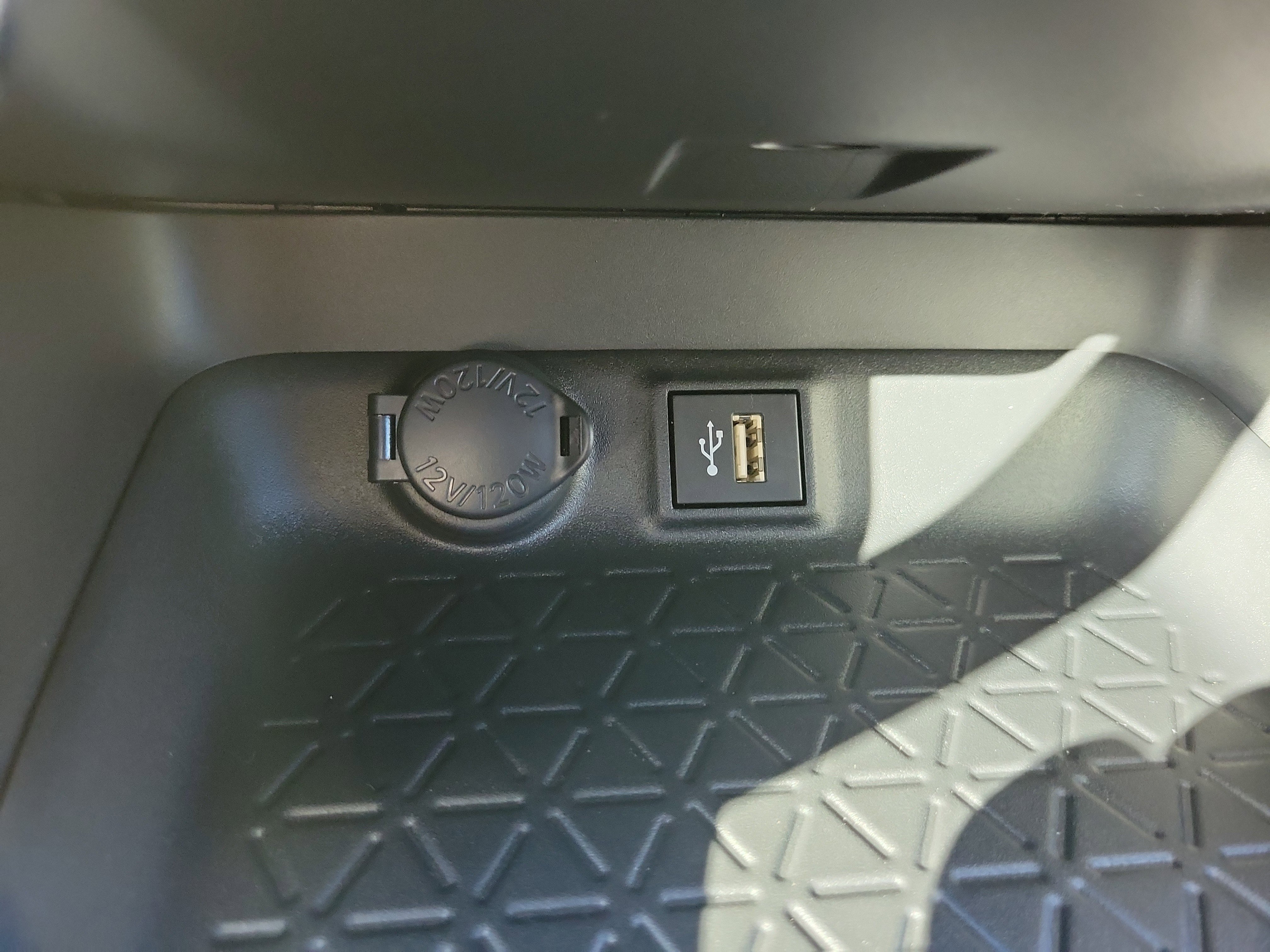 New 2025 Toyota RAV4 XLE w/ Convenience Package image 26