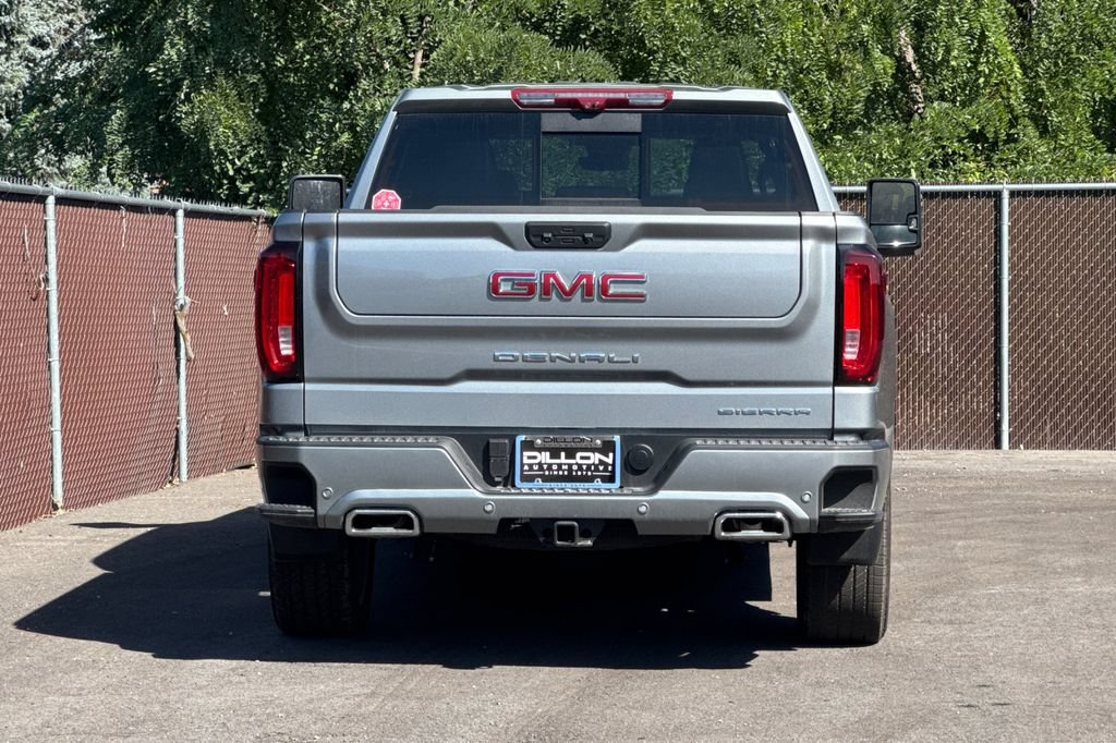 Used 2025 GMC Sierra 1500 Denali AWD/4WD image 8