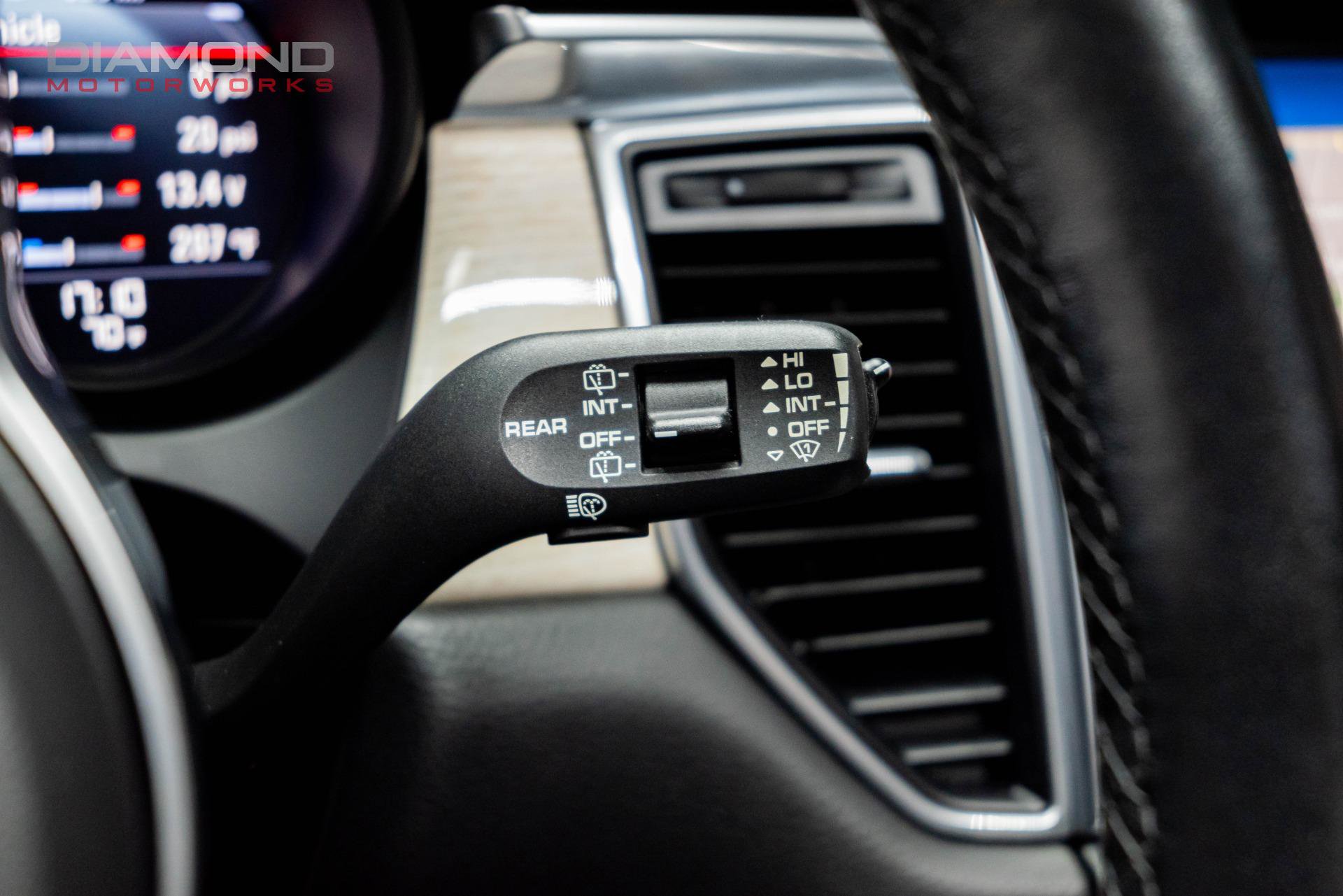 Used 2018 Porsche Macan Turbo image 75