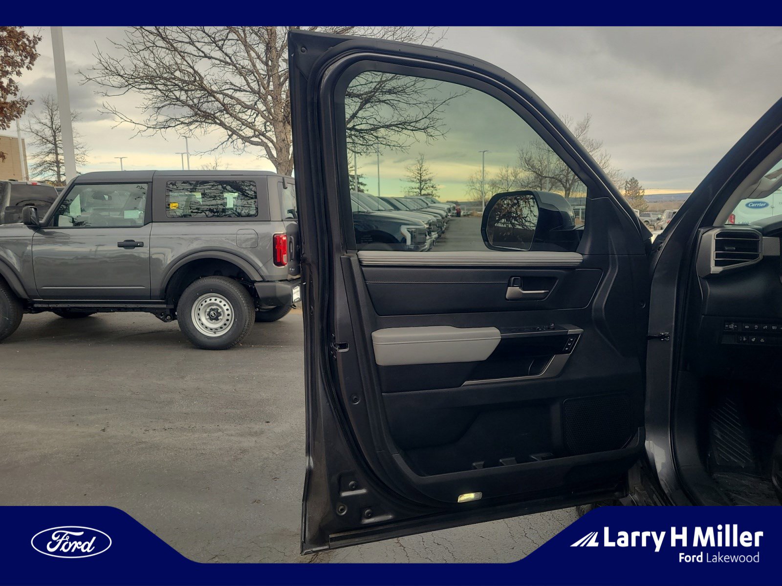 Used 2023 Toyota Tundra Limited w/ Power Package image 13