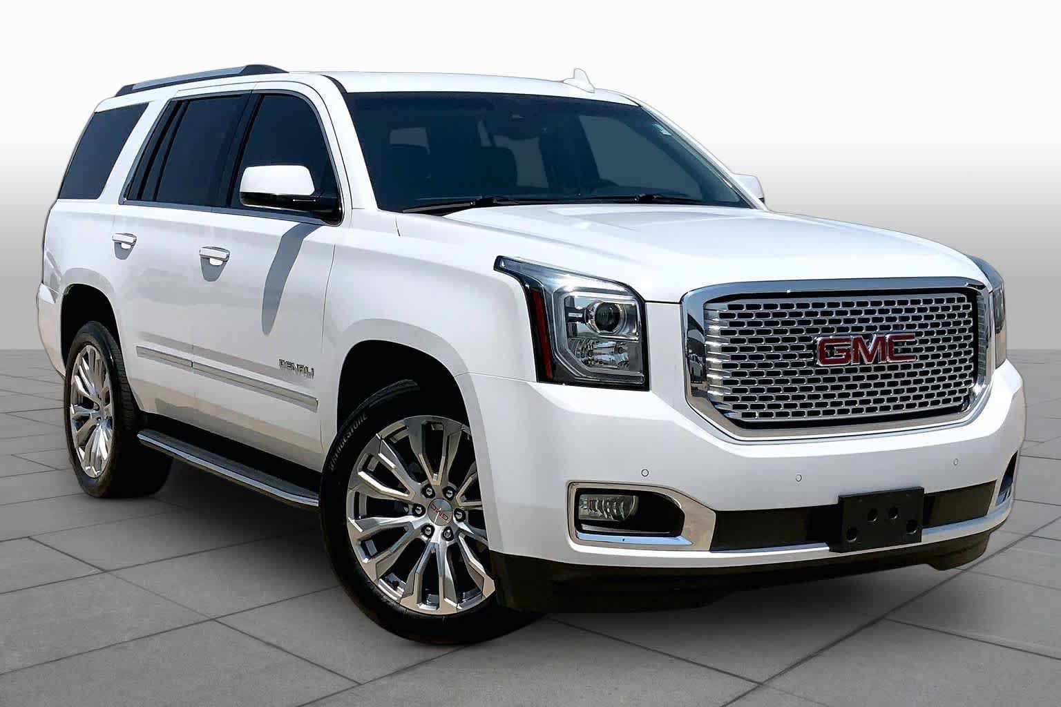 Used 2016 GMC Yukon Denali w/ Open Road Package AWD/4WD image 3