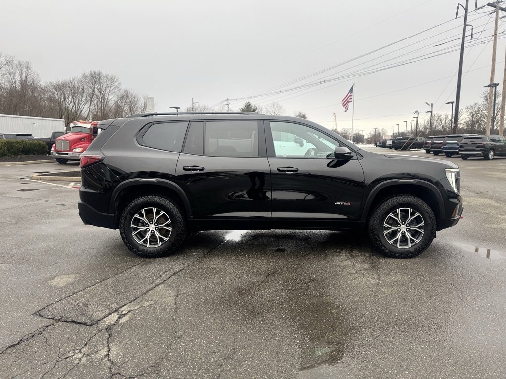 Used 2024 GMC Acadia AT4 image 8