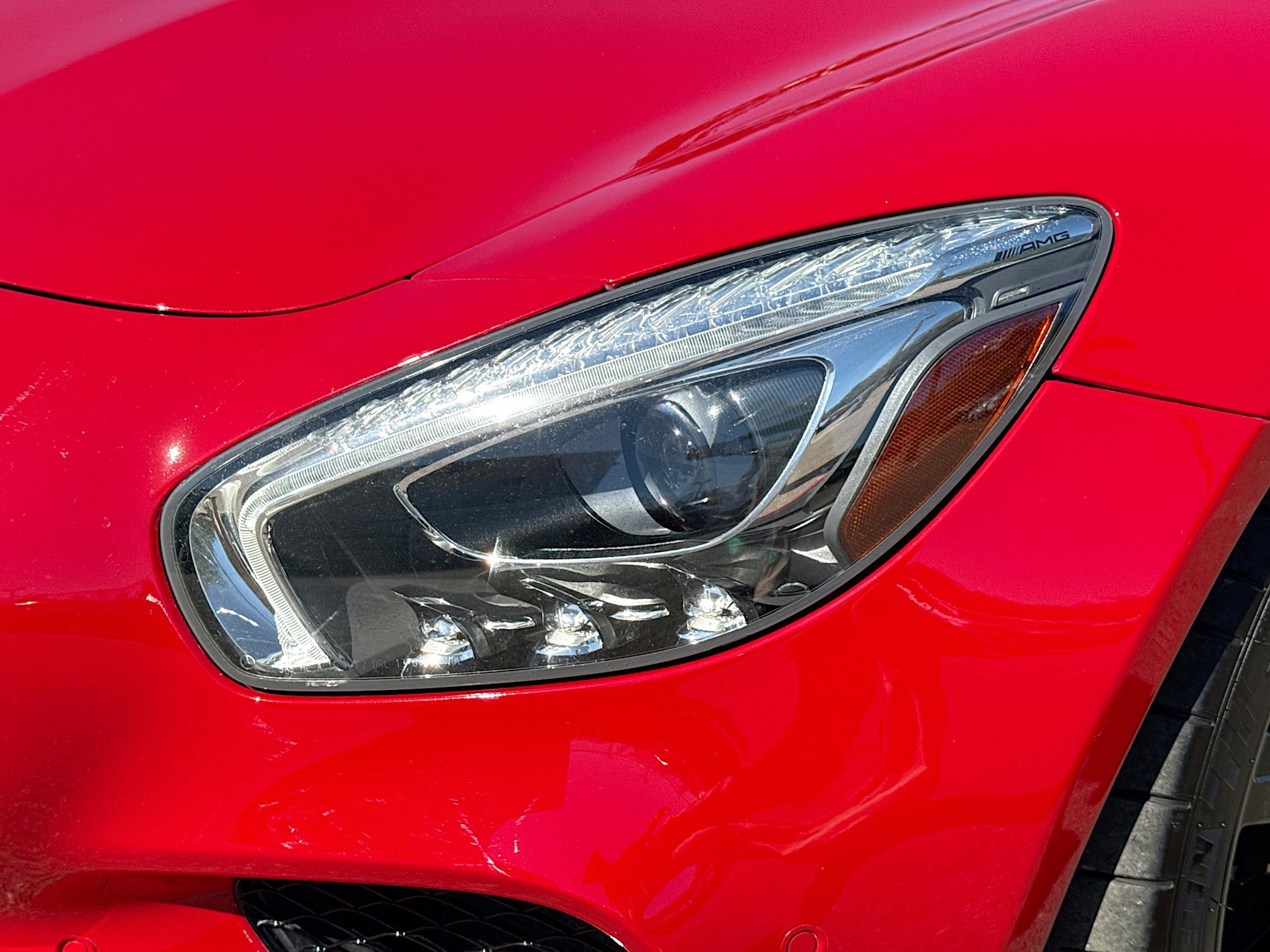 Used 2016 Mercedes-Benz AMG GT S w/ Exclusive Interior Package image 9