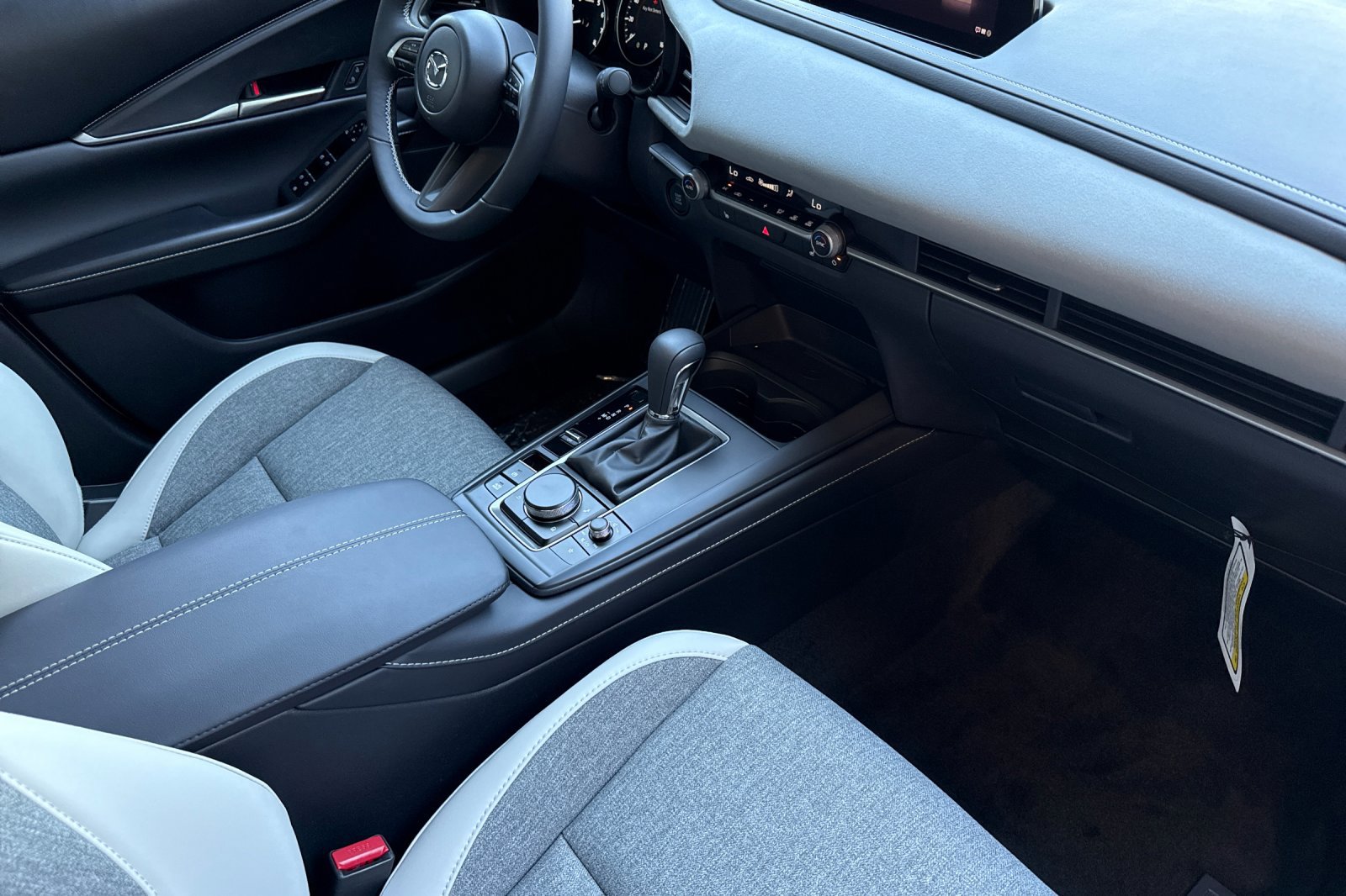 New 2026 MAZDA CX-30 Aire Edition image 17