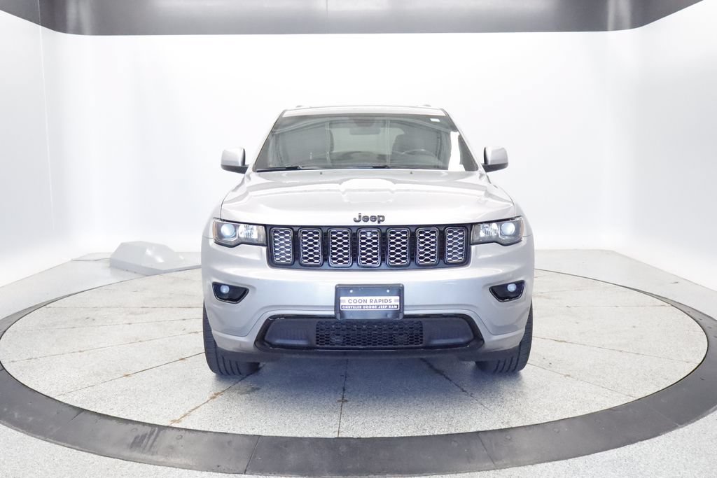 Certified 2021 Jeep Grand Cherokee Laredo X AWD/4WD image 11