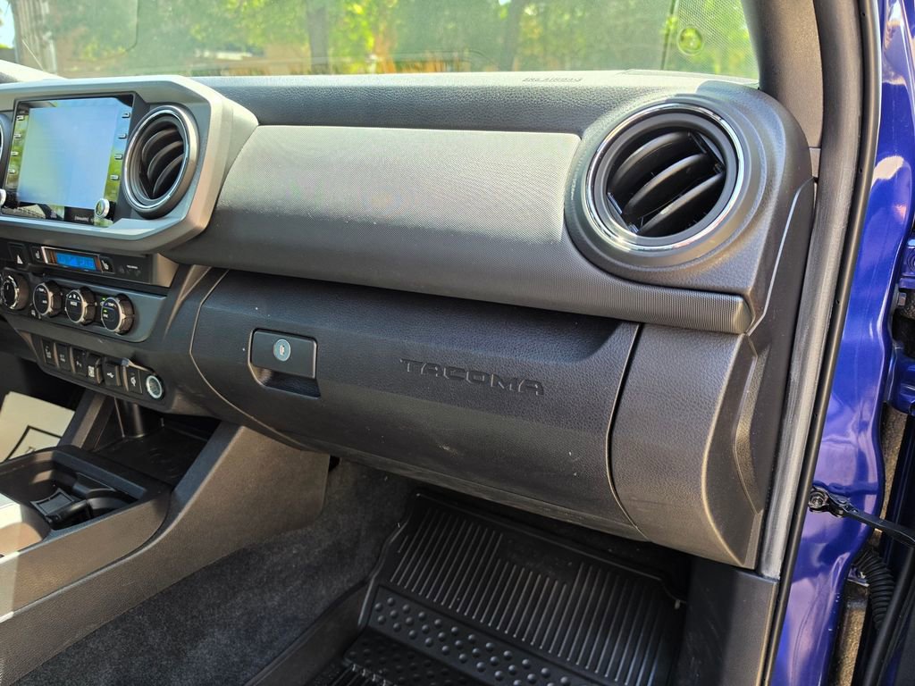 Used 2023 Toyota Tacoma TRD Off-Road w/ TRD Premium Off Road Package AWD/4WD image 45