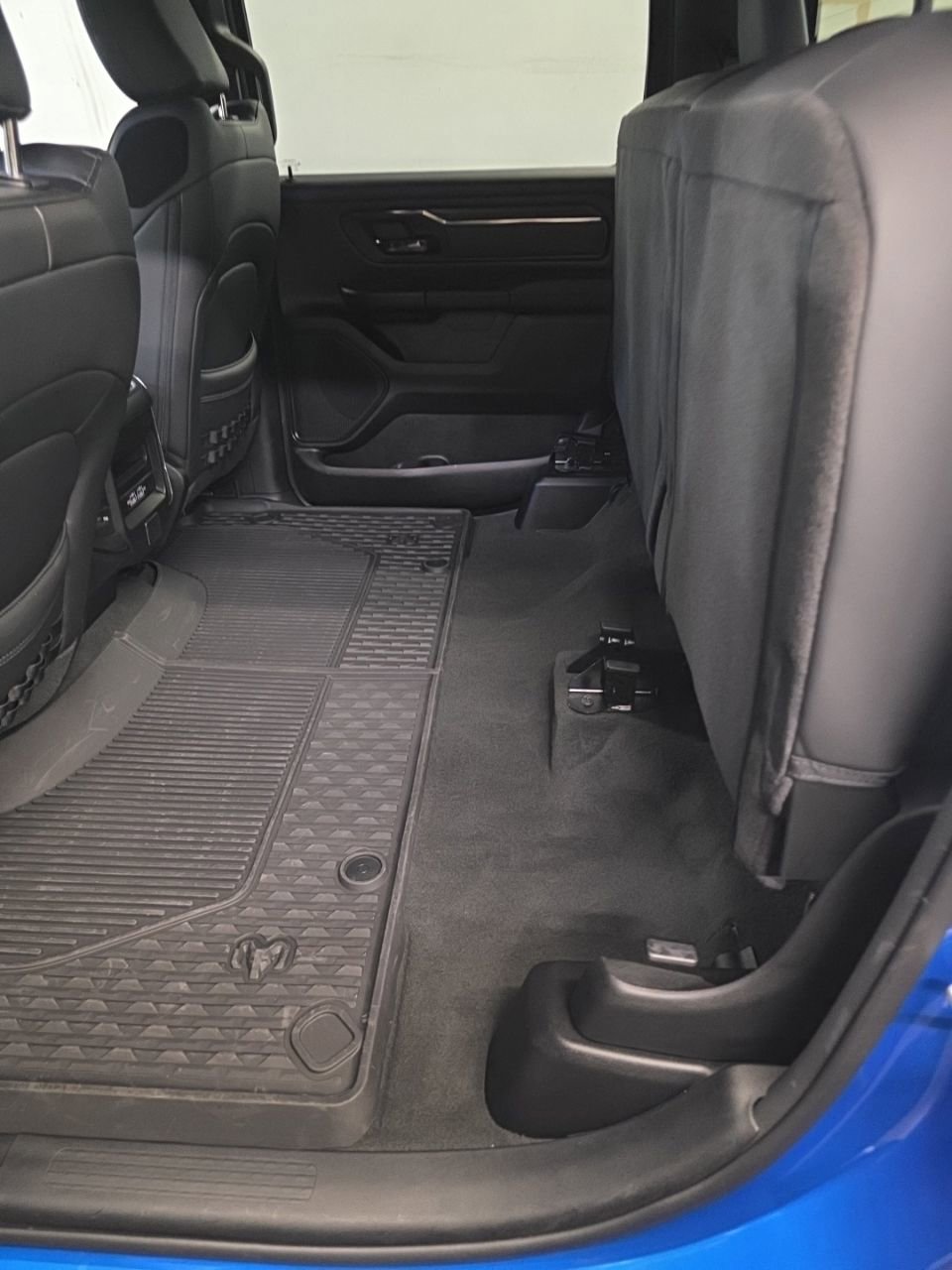 Used 2023 RAM 1500 Big Horn AWD/4WD image 30