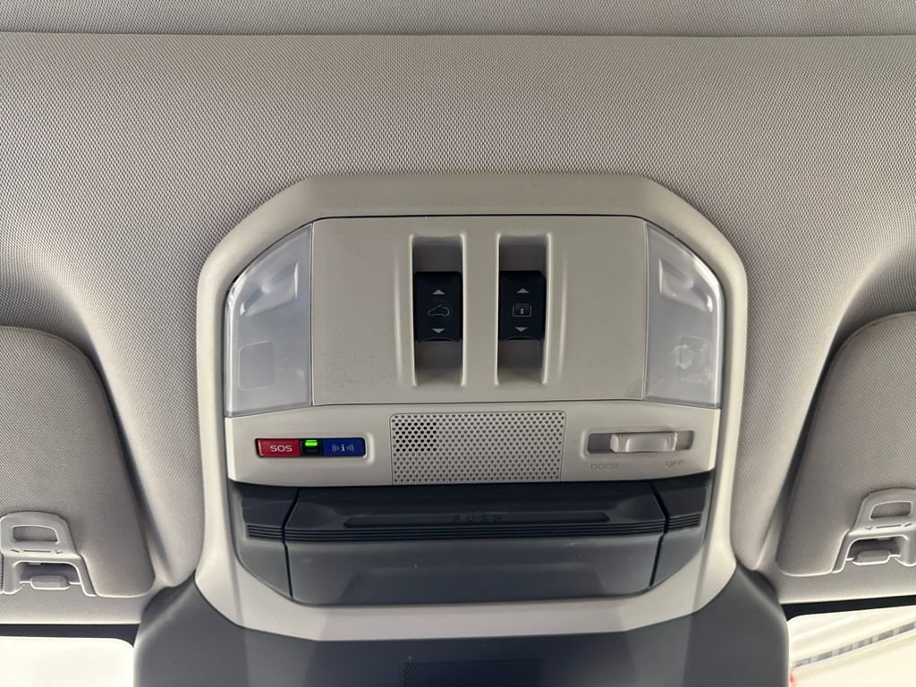 Used 2023 Subaru Ascent Limited w/ Technology Package image 21