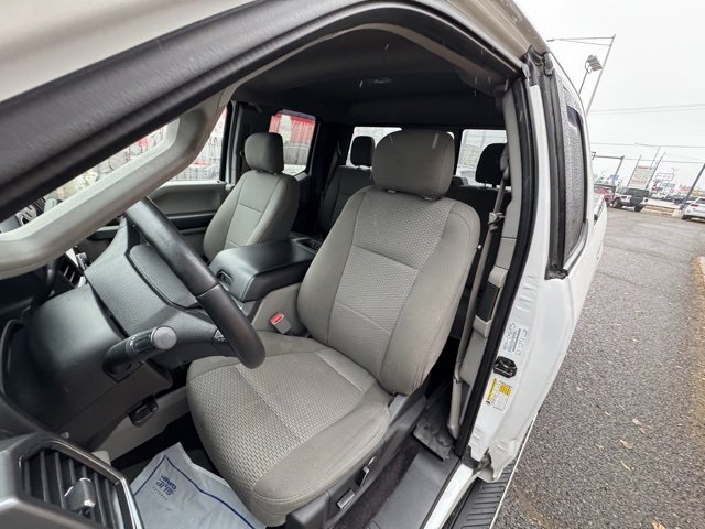 Used 2017 Ford F150 XLT w/ Equipment Group 302A Luxury image 10