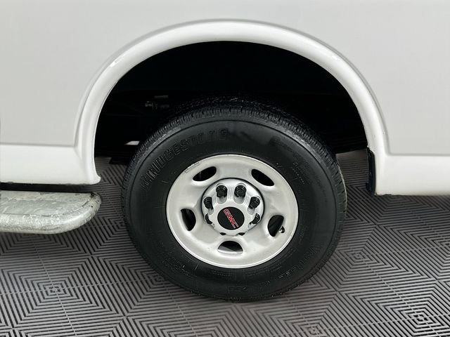 Used 2024 GMC Savana 2500 w/ Driver Convenience Package image 30