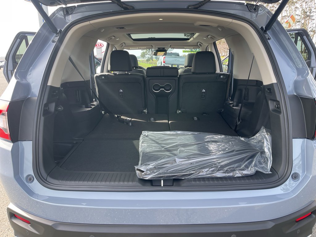 New 2026 Honda Pilot Touring image 19